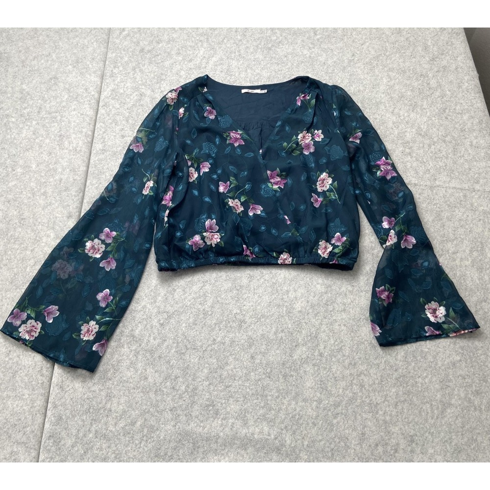 Mi Ami Womens Blue Floral V Neck Bell Sleeve Cropped Chiffon Blouse M WS21057